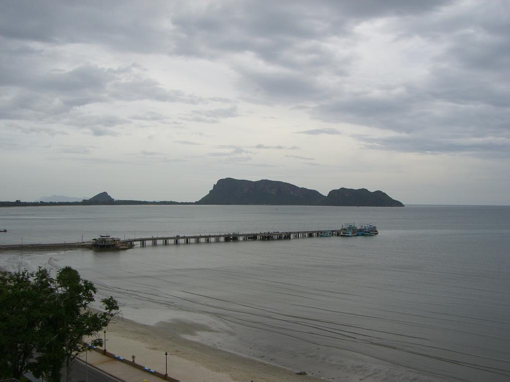 Hadthong Hotel Prachuap Khiri Khan Exterior foto